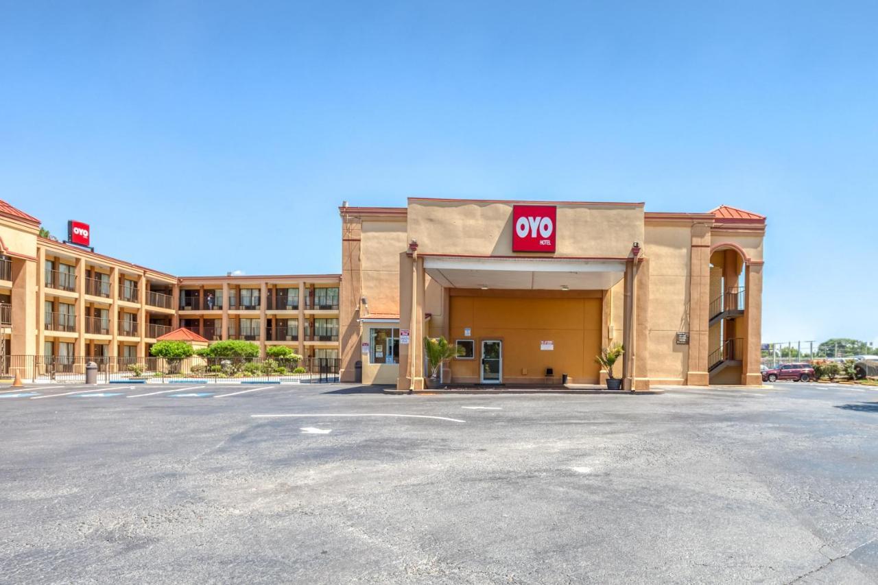 Oyo Hotel Decatur I-20 East & Wesley Club Dr Экстерьер фото